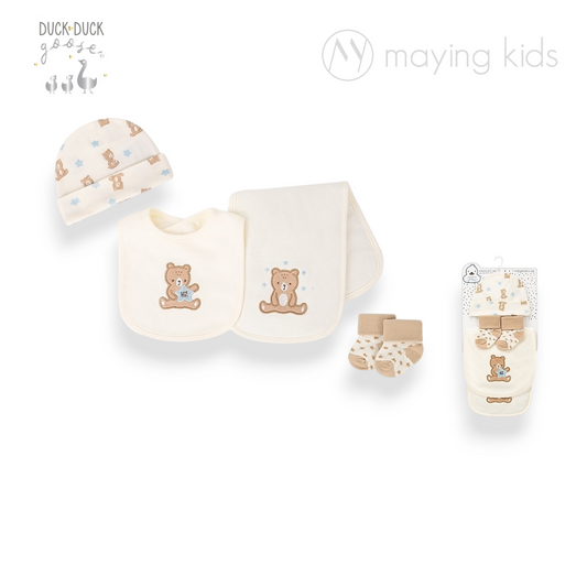 D05006: 4pc Baby Gear Gift Set 4件裝禮品(帽-口水巾-奶巾-襪仔)