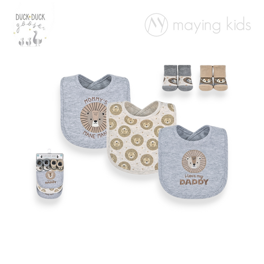 D09616 : 3pc Bibs And 2 Pair Of Fun Socks 3件裝口水巾&2對裝襪仔