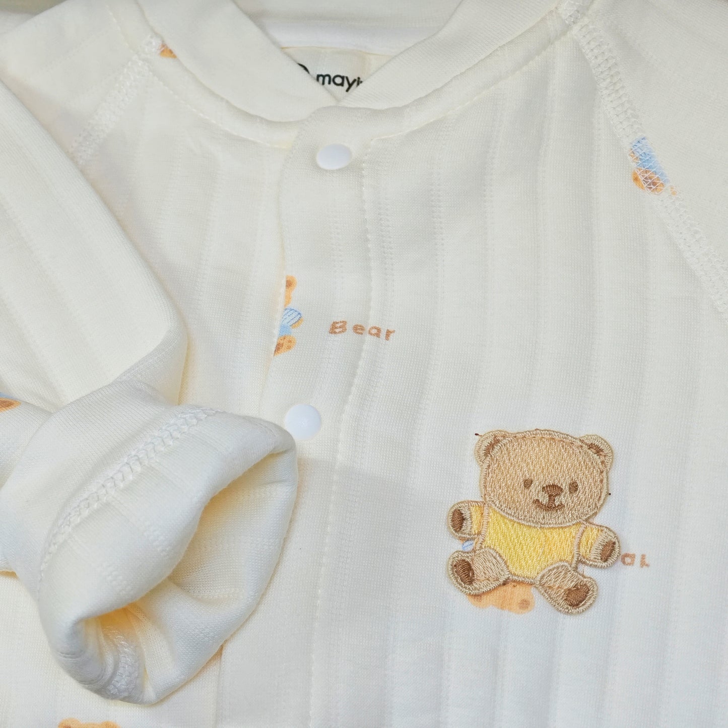 BN-YLX : 夾絲棉刺繡熊仔圖案長袖連身衣