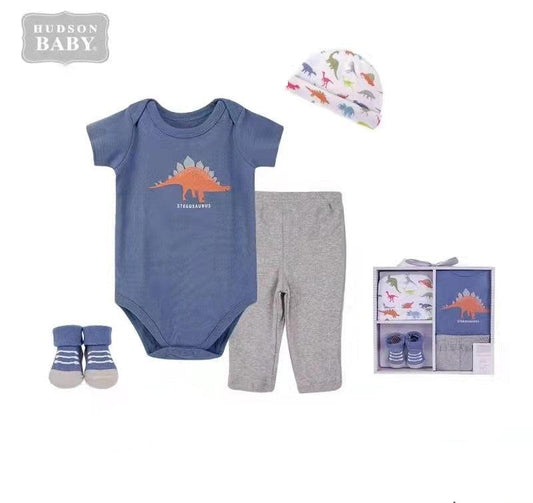 Clothing Gift Set 4pc
 四件服飾套裝禮盒